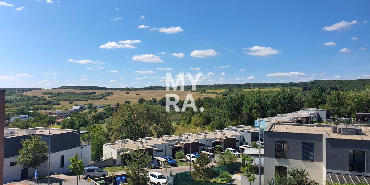 *Rezervovaný*Nádherný 4izbový byt Lorinčík Háje 106,02m2, terasa 21,13 m2