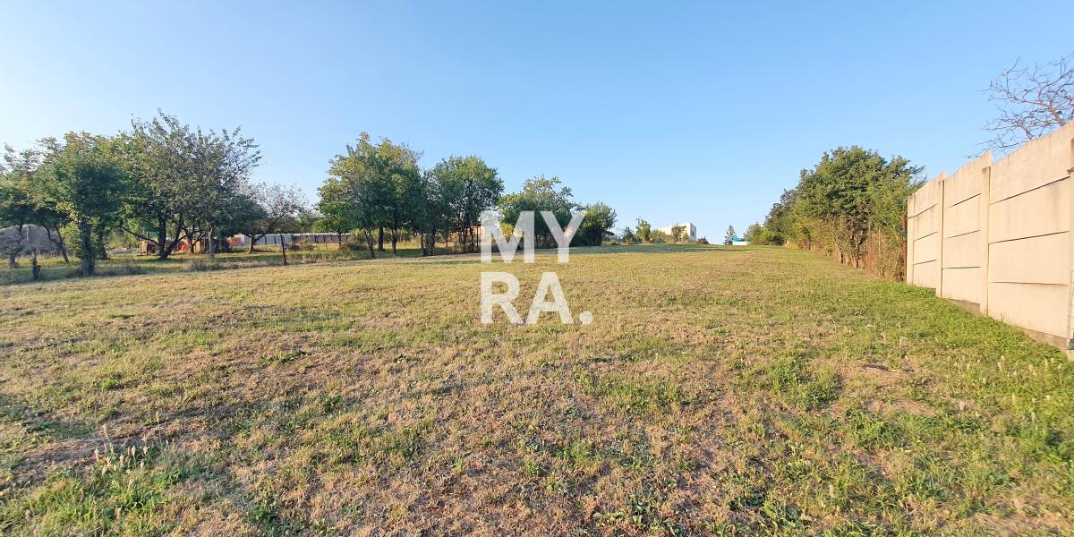 Stavebný pozemok Myslava 919m2