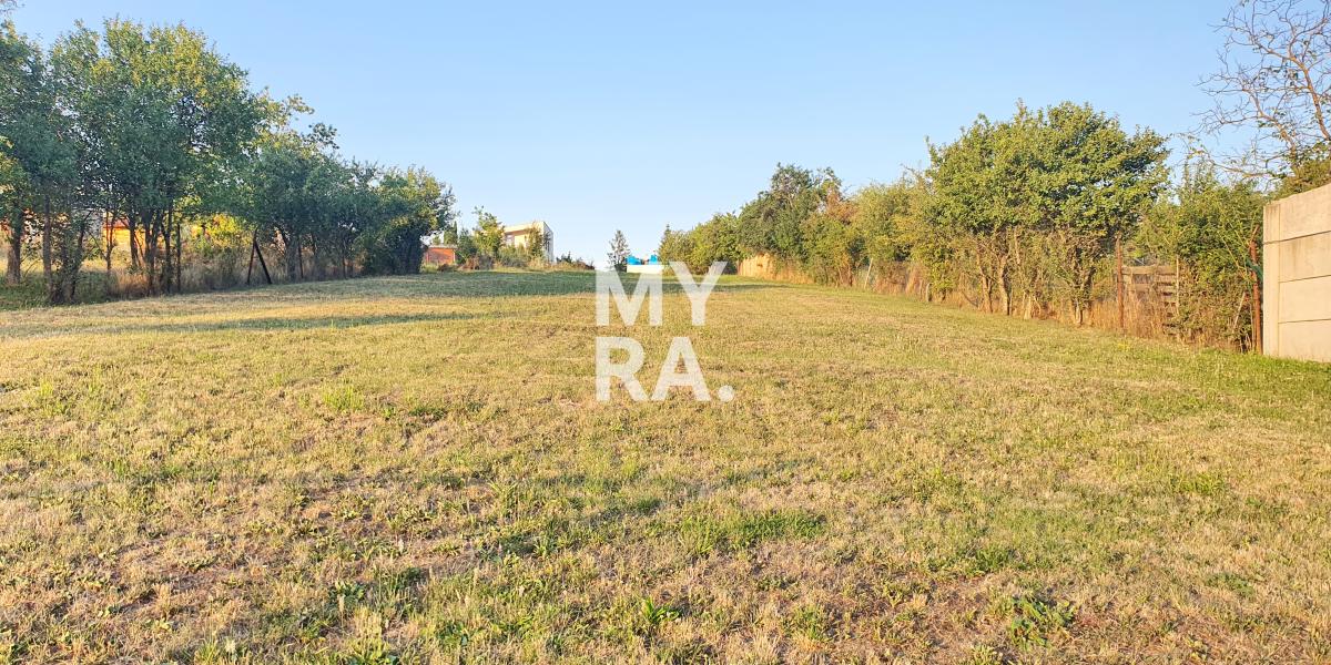 Stavebný pozemok Myslava 919m2
