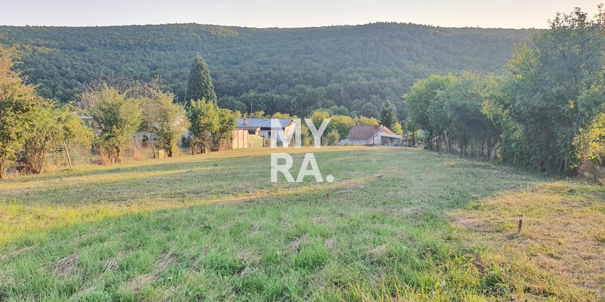 Stavebný pozemok Myslava 919m2