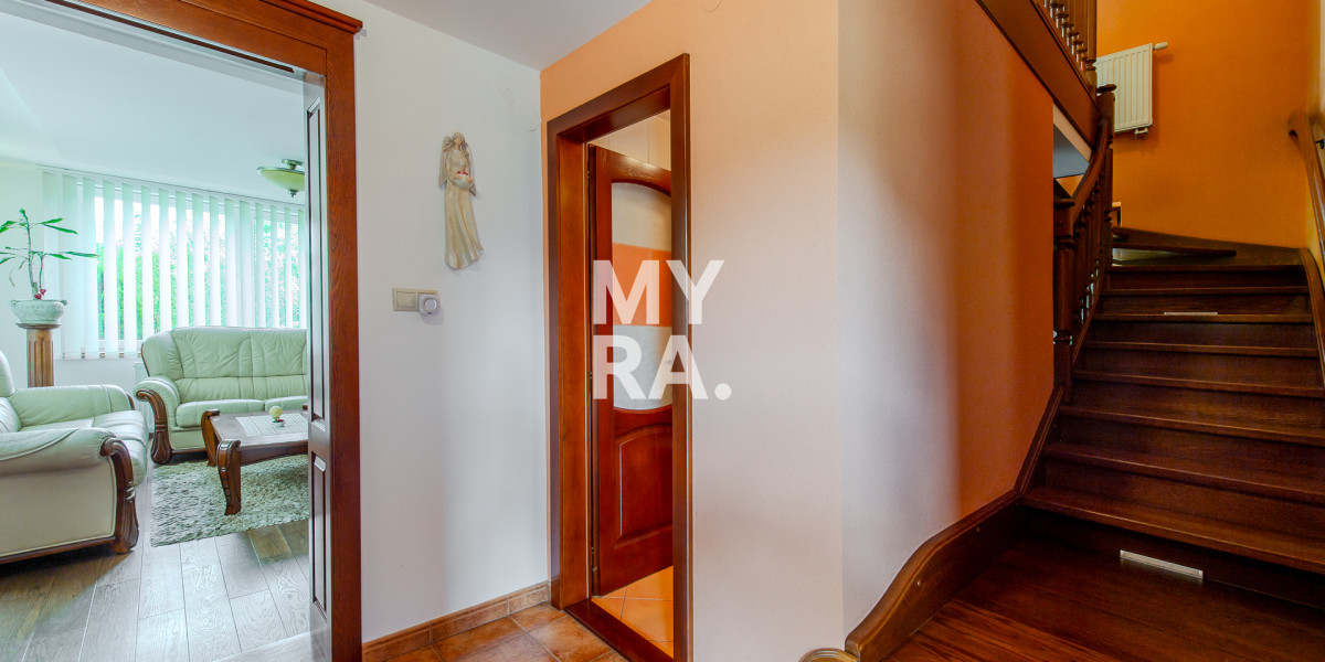 Zariadený DVOJGENERAČNÝ rodinný dom - Šarišské Dravce