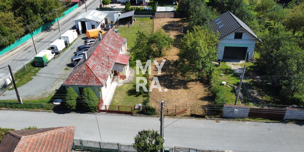 Stavebný pozemok pri Prešove v centre obce Gregorovce.