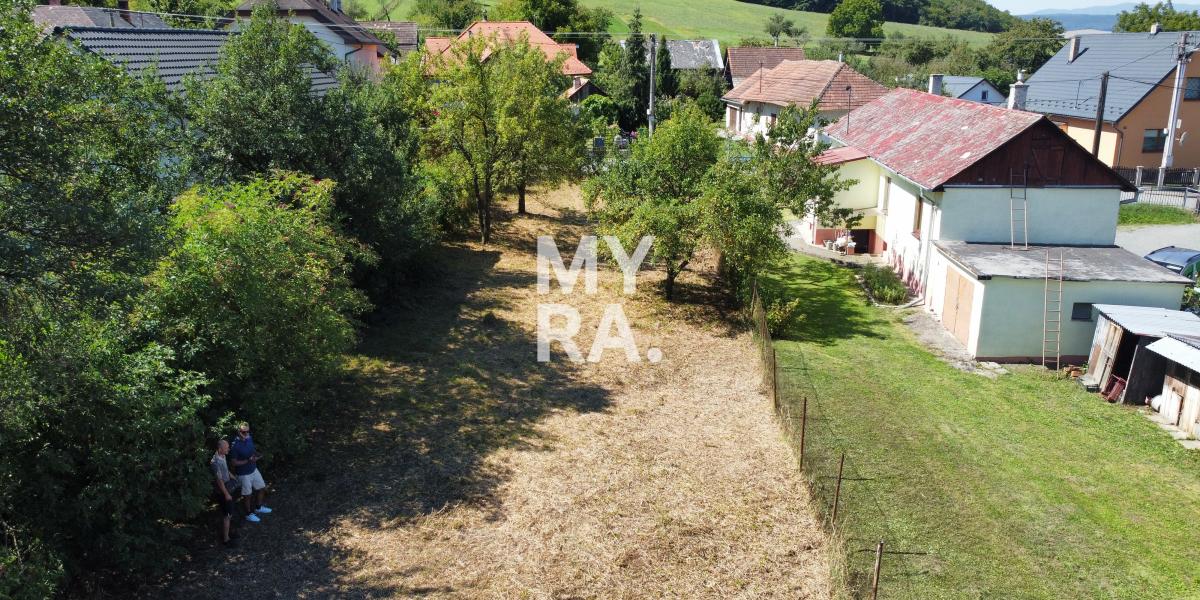 Stavebný pozemok pri Prešove v centre obce Gregorovce.