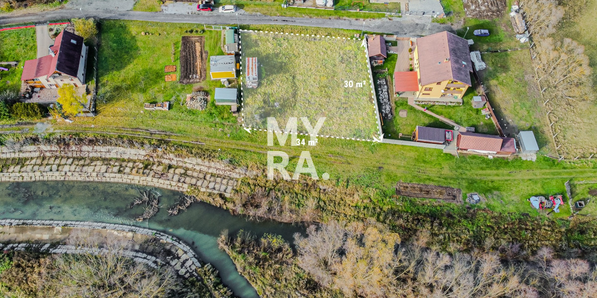 Stavebný pozemok 961 m² s projektom a stavebným povolením, Kapušany