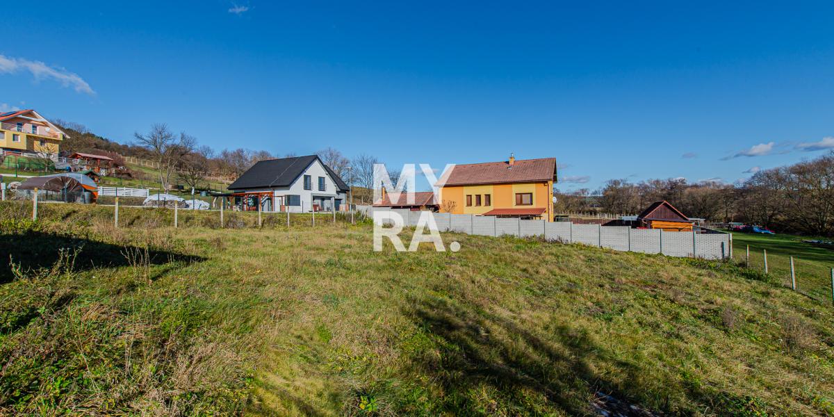 Stavebný pozemok 961 m² s projektom a stavebným povolením, Kapušany