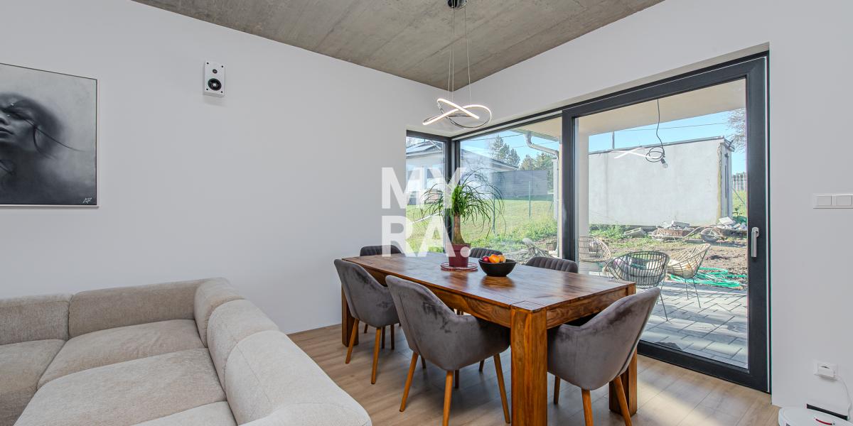 PRENÁJOM / zariadený 5-izbový rodinný dom / Podhorany