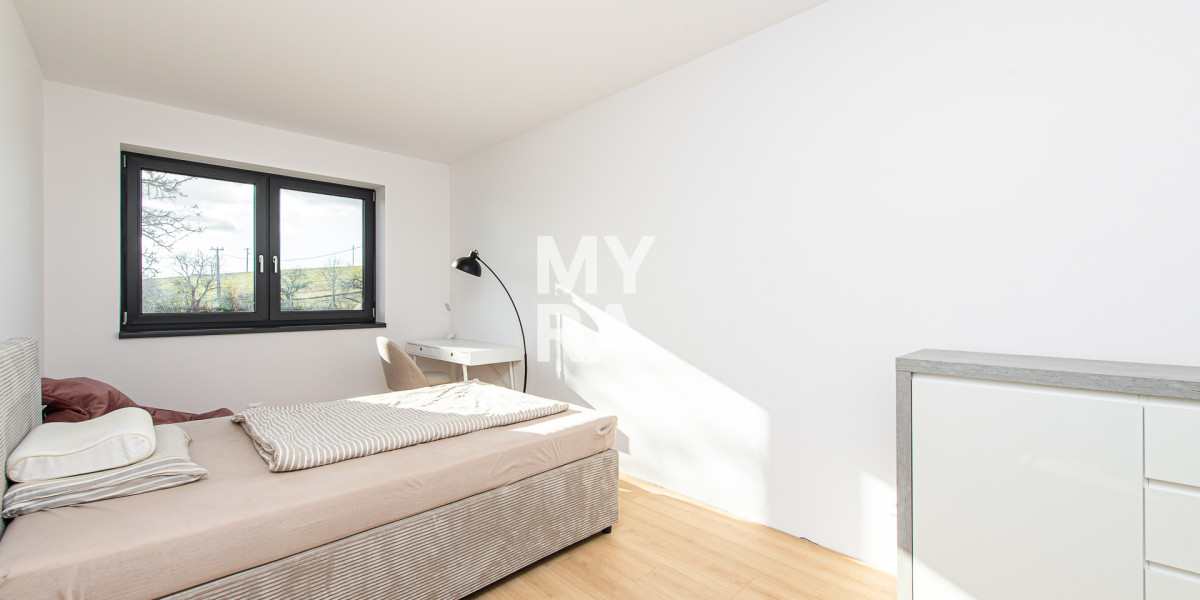 PRENÁJOM / zariadený 5-izbový rodinný dom / Podhorany