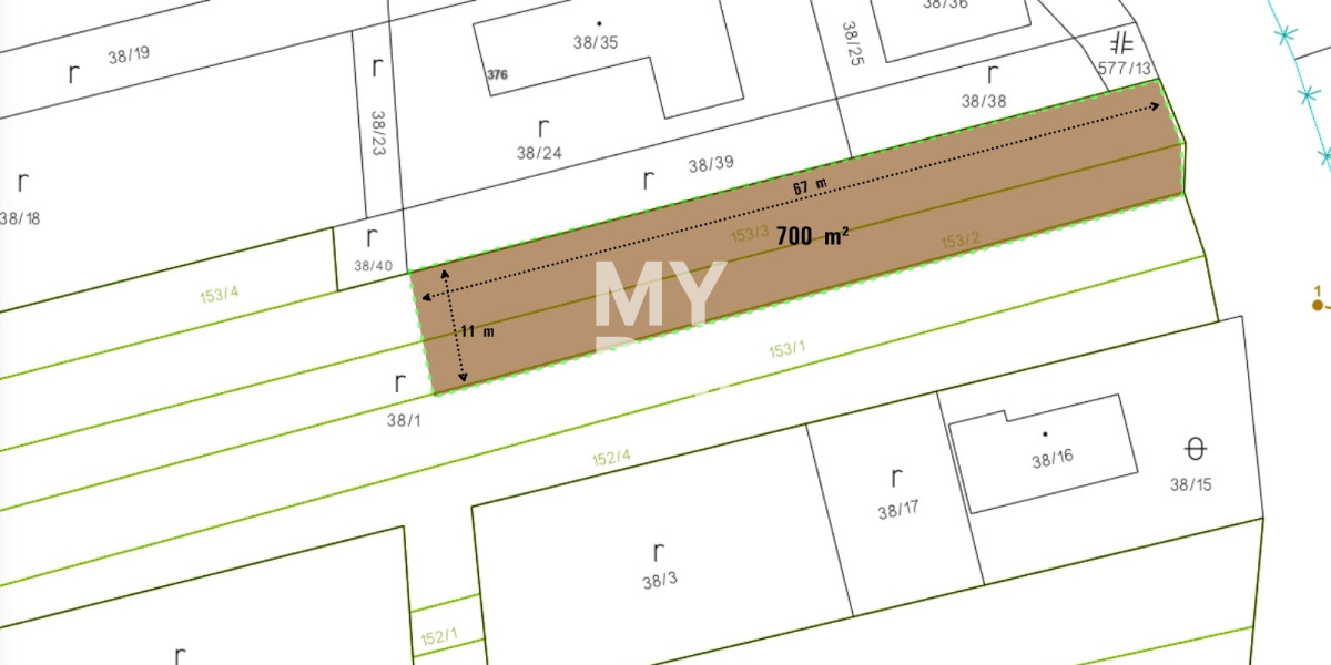 Pozemok pre rodinný dom – Ličartovce, budúca obecná komunikácia, cca 700 m²