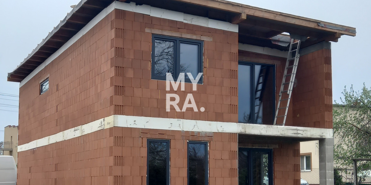 Rozostavaný 4 izbový dom Sokoľany