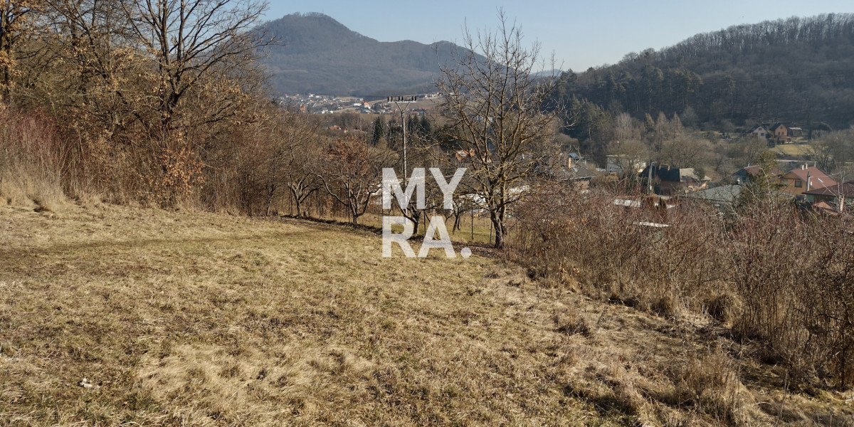 Na predaj pozemok - Veľký Šariš 1367 m2