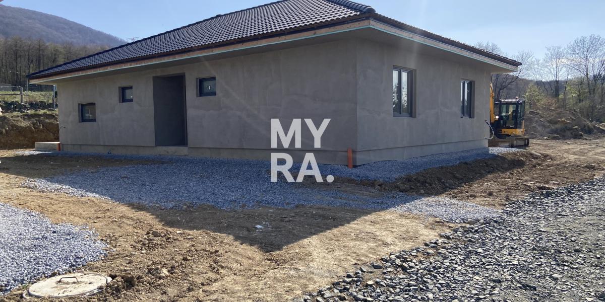 NOVOSTAVBA bungalovu – obec OKRUŽNÁ, 12 min. od PREŠOVA