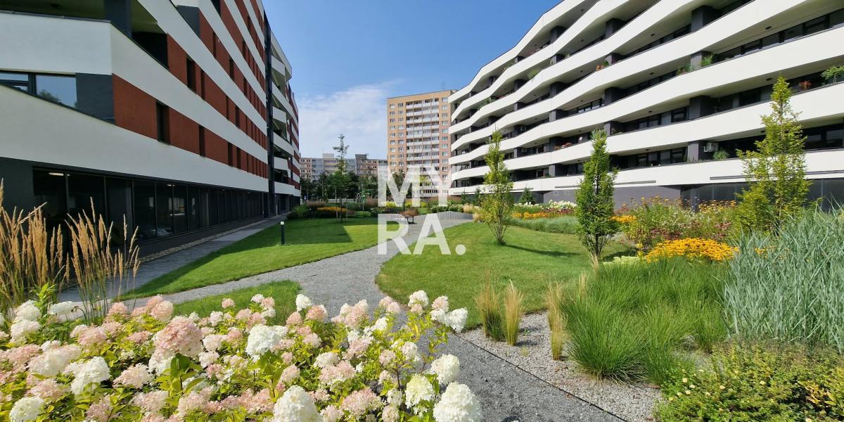 Pekný nový byt v rezidencii LAGO