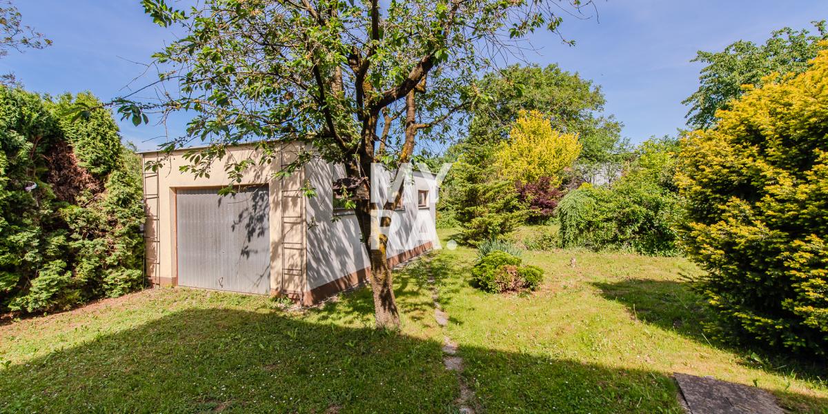 Rodinný dom s garážou a záhradou, Letná ulica – Veľký Šariš