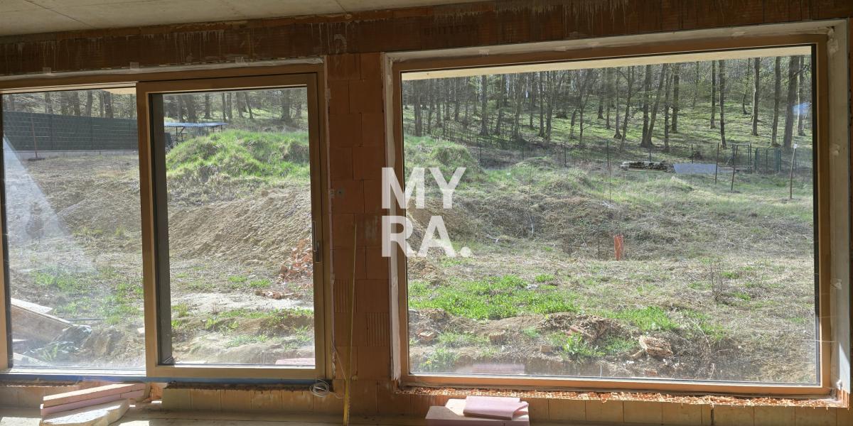 PREDAJ | Novostavba moderného 3-izbového bytu so záhradou | Veľký Šariš - Kanaš