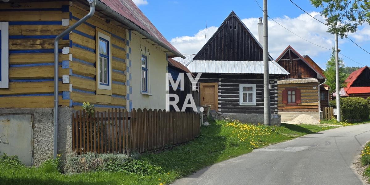 Chalupa v rázovitej obci Osturňa.