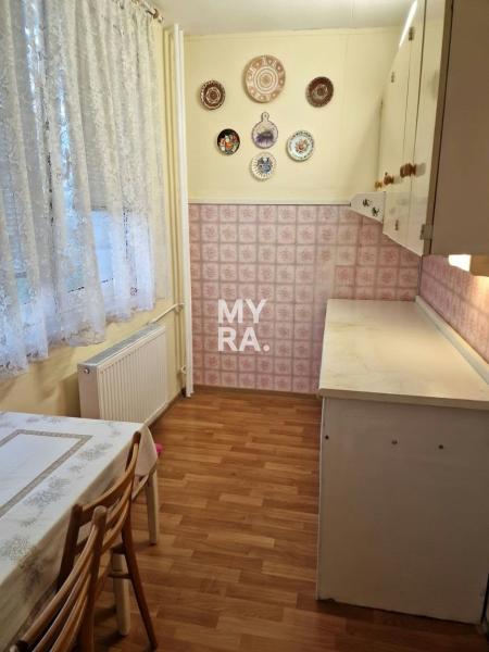 3. izb. byt, výmera 58 m2, 8 m2 loggia, v blízkosti OC Lidl a Magistrátu