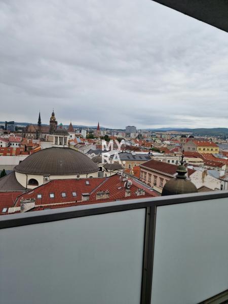 Byt s výhľadom na Dóm sv. Alžbety