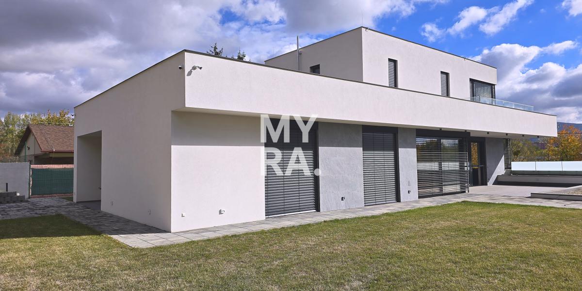 Moderná vila v Prešove – 529 m² pre bývanie aj podnikanie, pozemok 1 996 m²