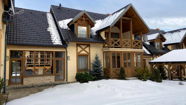 PRENÁJOM / 2-izbový apartmán 65 m2 so zimnou terasou / Vysoké Tatry