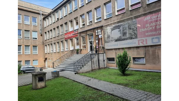 Na prenájom kancelárske priestory