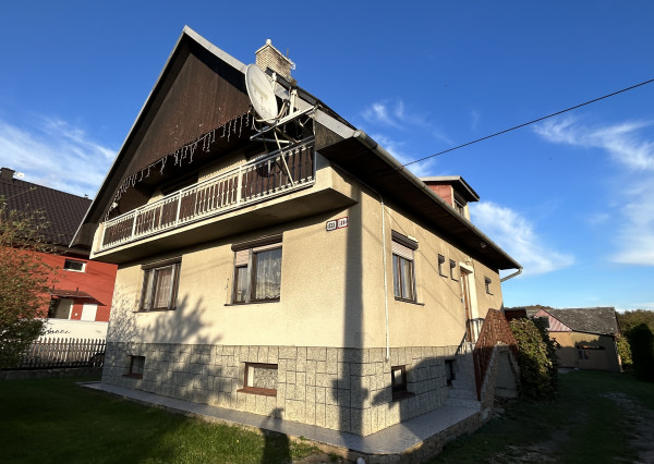 Samostatne stojaci rodinný dom s obytným podkrovím, Jakubovany