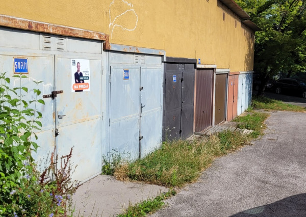 garáž na Belanskej ulici