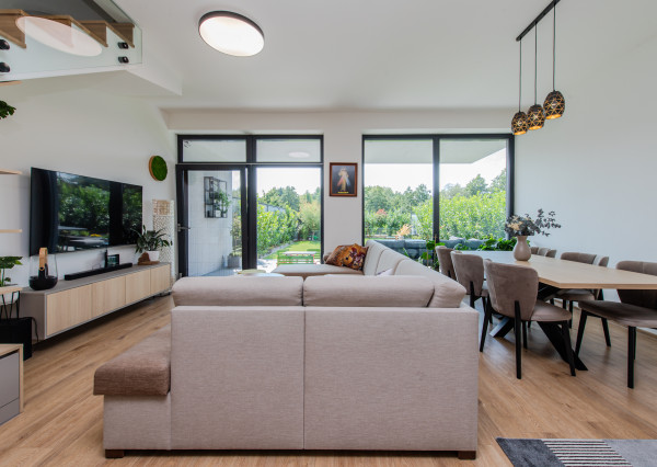 Na predaj moderný 5-izbový rodinný dom – Prešov, Šalgovik